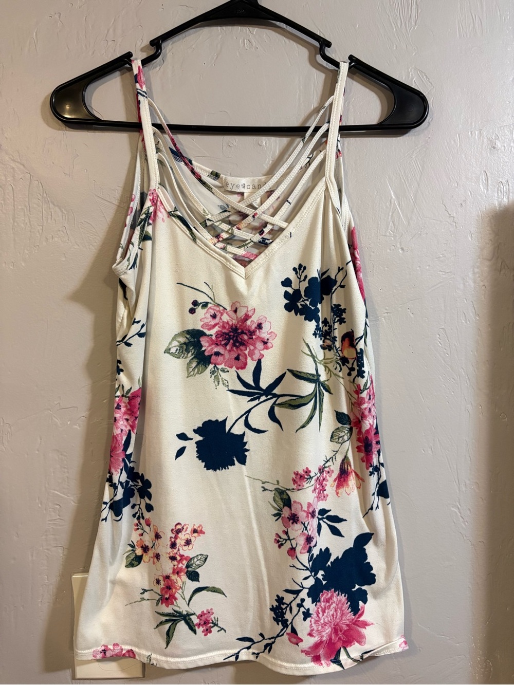 Women’s Floral Strappy V-Neck Tank Top - White/Pink